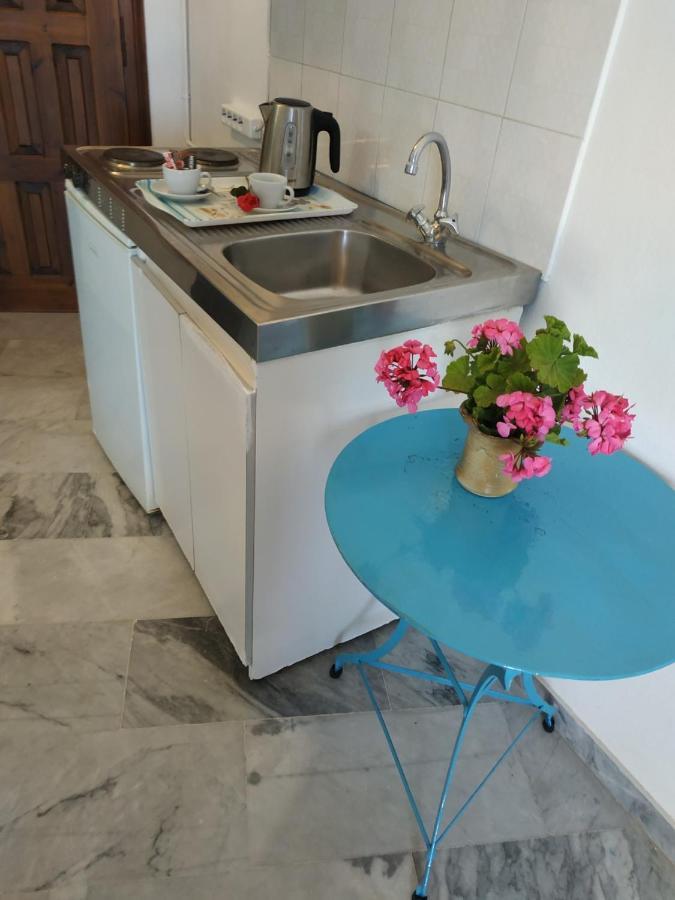 Studio Michalias Agia Marina  Esterno foto